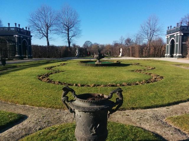 The gardens behind the Schonbrunn Palace, a former imperial residence, lead up to a hill top which makes for a breathtaking view of Vienna. (Picture courtesy: Mad Art Photography)