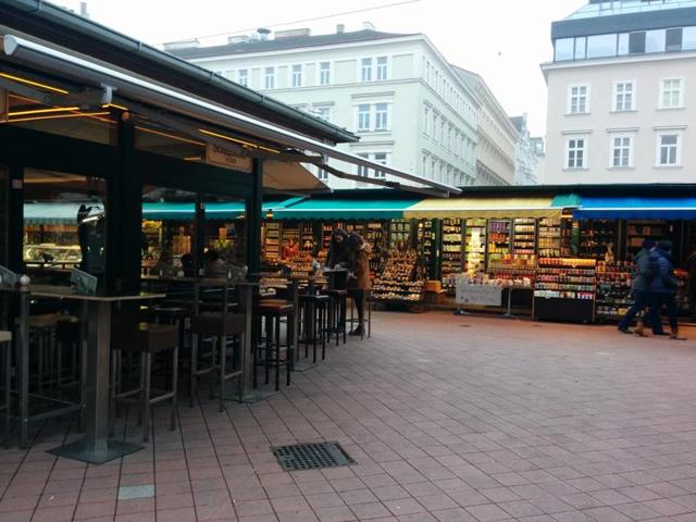 The centuries-old Naschmarkt has 120 stands selling groceries and food items and even flowers. It is popular for its cafes and lively restaurants adorned with fairy lights on most days. (Picture courtesy: Mad Art Photography)