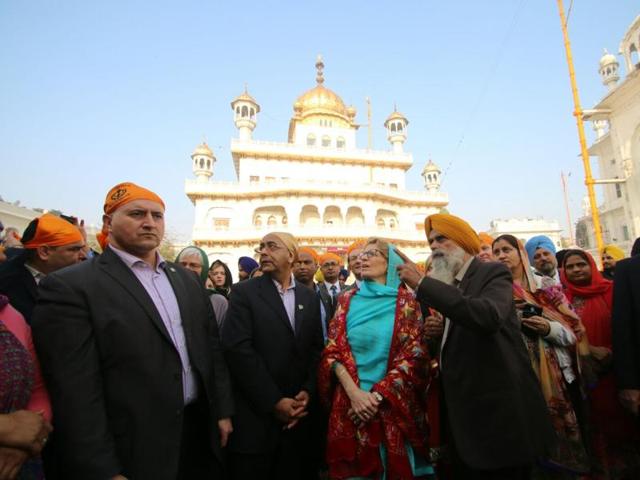 Shiromani Gurdwara Parbandhak Committee had said it would not welcome her with a ‘siropa’ (robe of honour) during her visit to the Golden Temple as she is a supporter of same-sex marriages. (Sameer Sehgal/HT Photo)