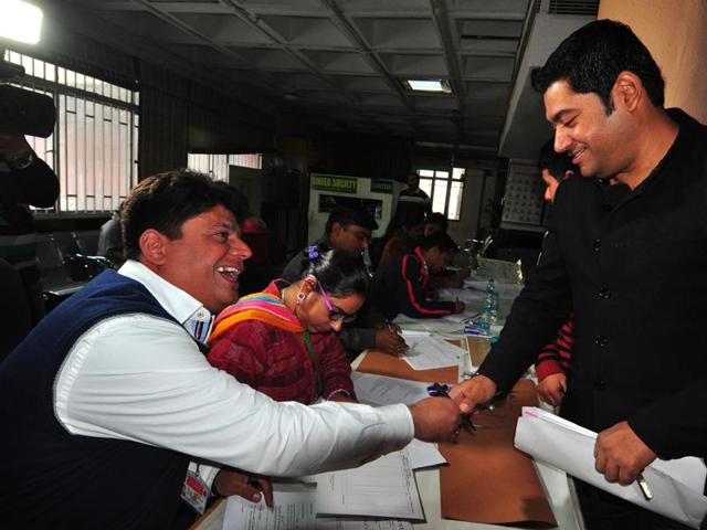 Lokesh Sharma who bagged the second highest bid of Rs 3.31 lakh for VIP number 0009 during auction at RLA office in Sector 17, Chandigarh on Saturday.(Karun Sharma/HT Photo) Lokesh Sharma who bagged the second highest bid of Rs 3.31 lakh for VIP number 0009 during auction at RLA office in Sector 17, Chandigarh on Saturday.(Karun Sharma/HT Photo)