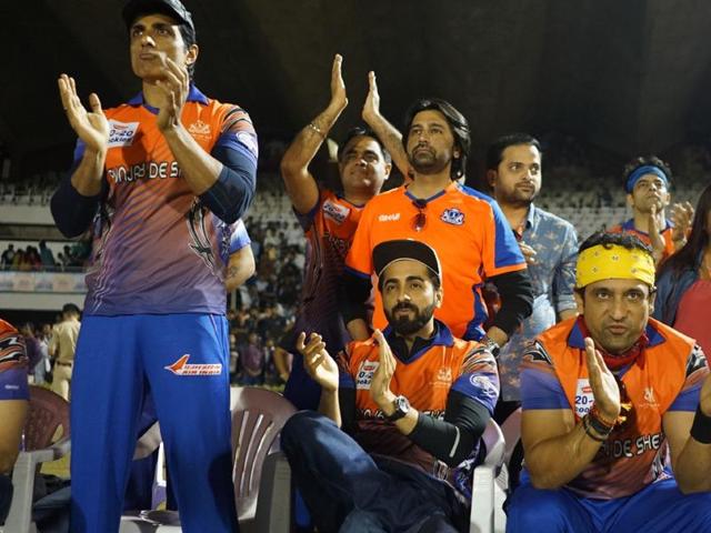 Actors Sonu Sood and Ayushmann Khurrana during the Celeb Cricket league match. (IANS) 
