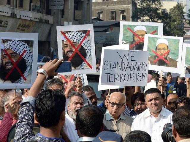 A Pakistani team investigating the terror attack on the Indian Air Force base in Punjab’s Pathankot town has asked Islamabad to seek more evidence from India.(AFP)