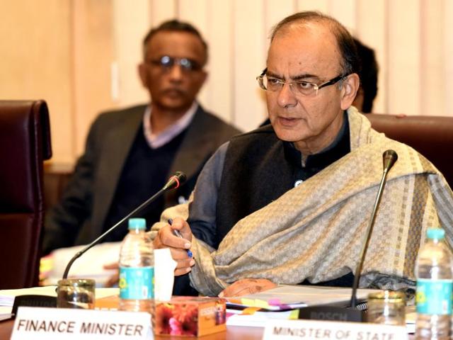 Union finance minister Arun Jaitley holds the pre-Budget Consultation Meeting with representatives of industry and trade groups in New Delhi. (Mohd Zakir/HT Photo) Union finance minister Arun Jaitley holds the pre-Budget Consultation Meeting with representatives of industry and trade groups in New Delhi. (Mohd Zakir/HT Photo)
