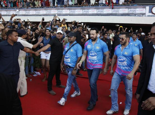 Bollywood actor Salman Khan arrives for the Celebrity Cricket League in Ahmedabad on Saturday.  (AP) 