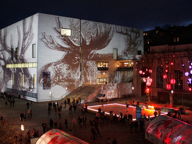 Museumsquartier has something to interest art fans of all kinds, as well as film screenings, and dance and theater performances. Modern art takes center stage at the Ludwig Foundation and the Leopold Museum. (Instagram) 