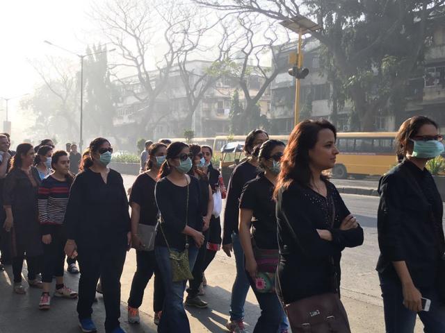 “We want this dump yard that has been functioning since 1927 to be permanently shut down as it is a serious health hazard,” said Indresh Pradhan, a Chembur resident. “There are no scientific methods being utilised nor any alternate mechanism to process garbage by the civic body at this site. We have been breathing this polluted air for too long now and we are fed up.”