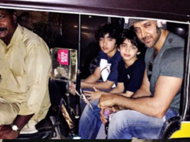 Hrehaan and Hridhaan take an auto ride with dad Hrithik. The ‘boys’, as Hrithik calls them, are often seen spending time together. (Twitter)