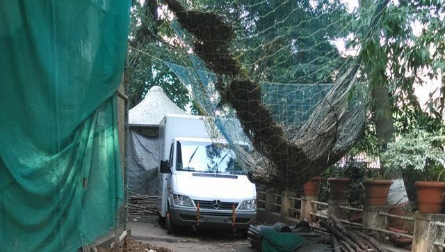 A mobile explosives detection van, which cost the city police around Rs7 crore in 2008, has been lying unused for several years at the compound of the office of the Commissioner of Police at Crawford Market (HT) A mobile explosives detection van, which cost the city police around Rs7 crore in 2008, has been lying unused for several years at the compound of the office of the Commissioner of Police at Crawford Market (HT)