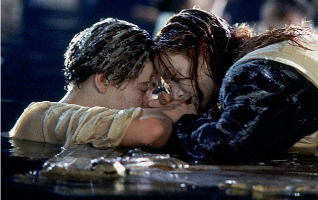 Kate Winslet Thinks Rose Let Leonardo Dicaprios Jack Die In Titanic Hollywood Hindustan Times 