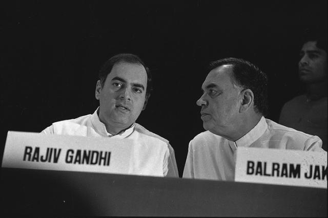 Former prime minister Rajiv Gandhi and Jakhar . (Virendra Prabhakar)