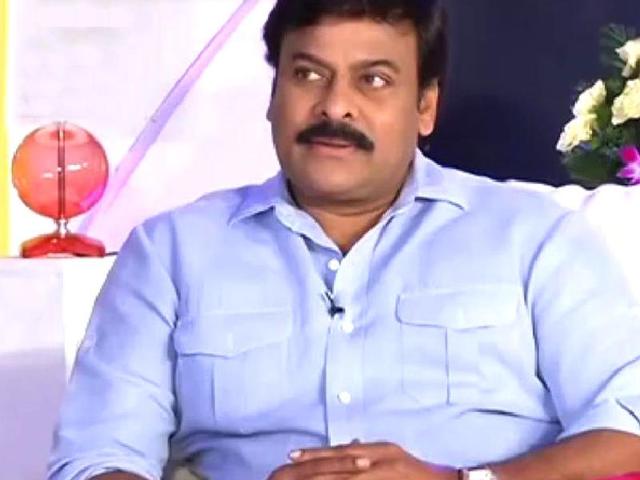 Telugu actor-politician Chiranjeevi, who has starred in 149 feature films, is known for his break-dancing skills.(Facebook)