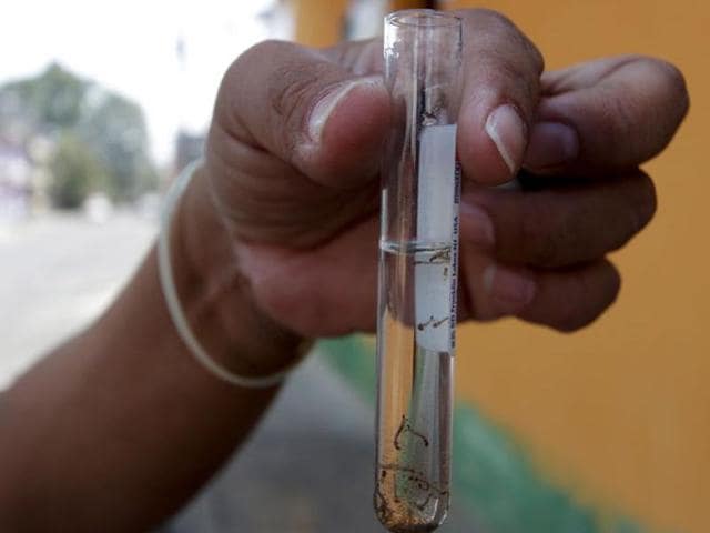 A pregnant woman rests in front of her home as health officials collect mosquitos and larva to check for Zika virus at a village in Phnom Penh, Cambodia February 4, 2016. REUTERS/Samrang Pring (REUTERS) A pregnant woman rests in front of her home as health officials collect mosquitos and larva to check for Zika virus at a village in Phnom Penh, Cambodia February 4, 2016. REUTERS/Samrang Pring (REUTERS)