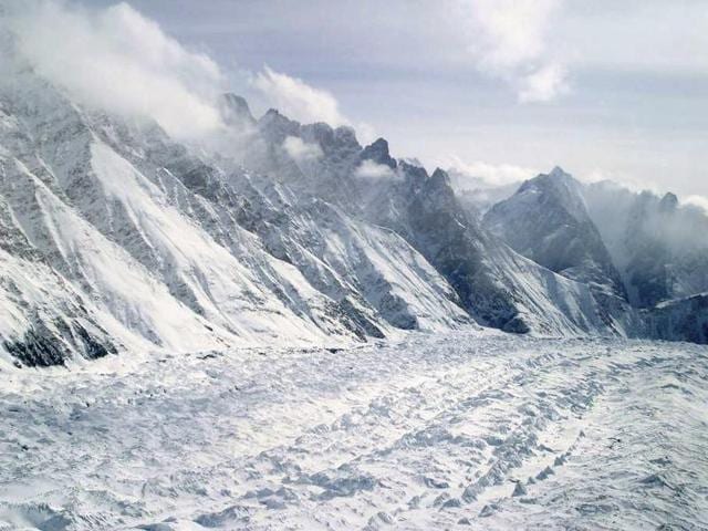 The Siachen Glacier is the world’s highest battlefield(ASSOCIATED PRESS) The Siachen Glacier is the world’s highest battlefield(ASSOCIATED PRESS)