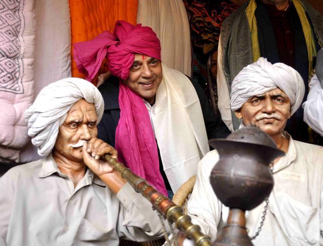 Actor Dharmenda during the inauguration of the Surajkund mela in Faridabad on February 1. (Subhash Sharma/HT Photo) Actor Dharmenda during the inauguration of the Surajkund mela in Faridabad on February 1. (Subhash Sharma/HT Photo)