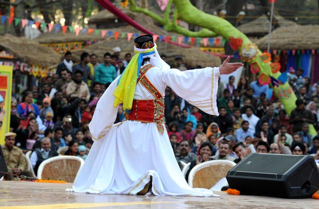 An artiste from Egypt performs the Tanoura dance. (Parveen Kumar/HT Photo) An artiste from Egypt performs the Tanoura dance. (Parveen Kumar/HT Photo)