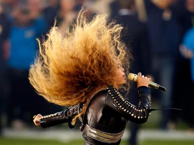 Pepsi Halftime Show Features Coldplay, Beyoncé, & Bruno Mars