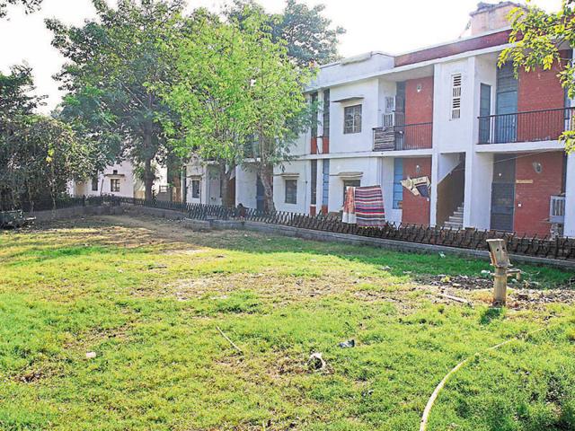 Citizens may soon be able to buy homes in upscale colonies in south, west and central Delhi. (Amit hasija/HT Photo)