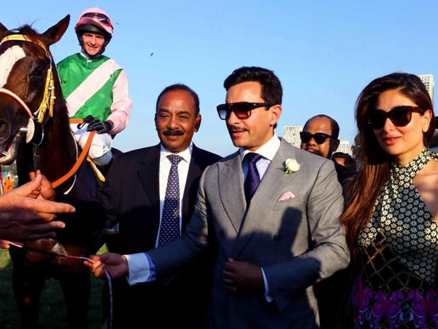 Kareena Kapoor (R) with husband Saif Ali Khan attend the Kingfisher Ultra Indian Derby 2016 in Mumbai.  (AFP) 