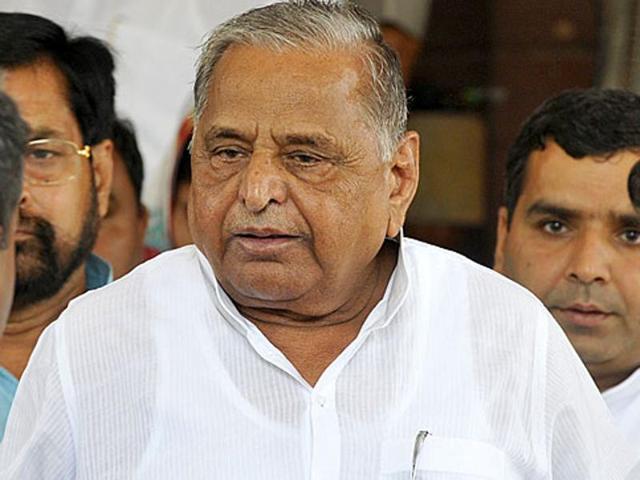 Samajwadi Party chief Mulayam Singh Yadav will address a public rally in Mumbai on February 16 to take on the BJP’s ally in Maharashtra.(Sonu Mehta/HT file photo)