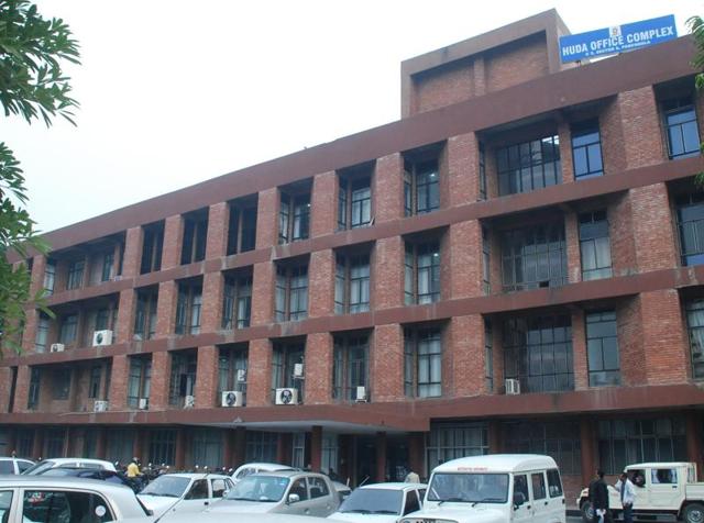 HUDA complex,Panchkula. HUDA complex,Panchkula.