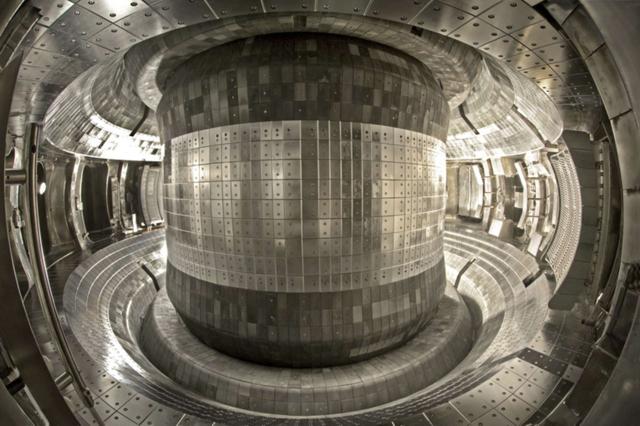 An inside look into the toroidal magnetic chamber that was used to create the artificial star. (Photo courtesy: Chinese Academy of Sciences) An inside look into the toroidal magnetic chamber that was used to create the artificial star. (Photo courtesy: Chinese Academy of Sciences)