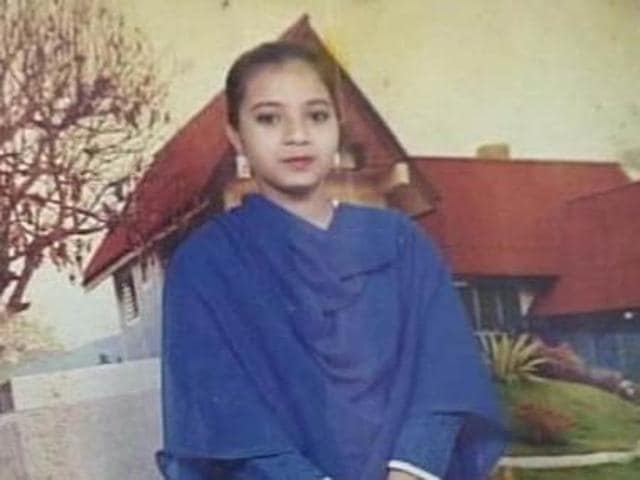 Lashkar-e-Taiba operative David Coleman Headley said on Wednesday Mumbra resident Ishrat Jahan was a suicide bomber of the Pakistani terror outfit, potentially igniting a fresh row around the controversial 2004 encounter that killed the 19-year-old woman.(File Photo) Lashkar-e-Taiba operative David Coleman Headley said on Wednesday Mumbra resident Ishrat Jahan was a suicide bomber of the Pakistani terror outfit, potentially igniting a fresh row around the controversial 2004 encounter that killed the 19-year-old woman.(File Photo)