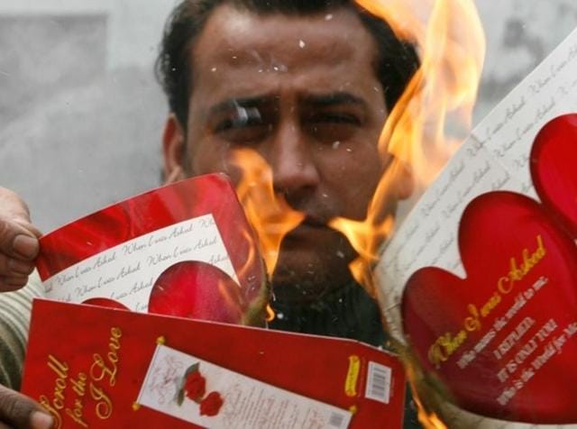 Down with love: A file picture of a protest against Valentine’s Day celebration in Punjab.(Twitter)