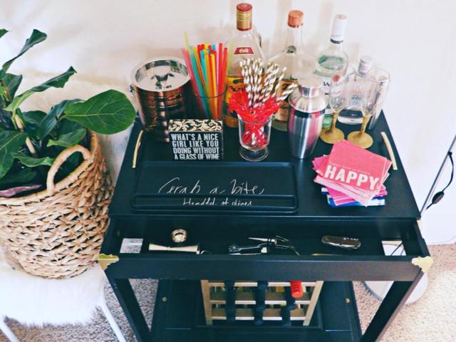 The ultimate bar cart. Every fashion girl worth her salt seems to have a stocked bar cart in her home. Who can blame them? A bar cart is a great way to add a pop of colour into a living room, and it also makes for a great storage solution. (PINTEREST) The ultimate bar cart. Every fashion girl worth her salt seems to have a stocked bar cart in her home. Who can blame them? A bar cart is a great way to add a pop of colour into a living room, and it also makes for a great storage solution. (PINTEREST)