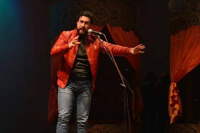 Rayes, a master’s in computer applications, said his entry into the film industry was an outcome of his stand-up comedy performance at University of Kashmir in 2011. Rayes, a master’s in computer applications, said his entry into the film industry was an outcome of his stand-up comedy performance at University of Kashmir in 2011.