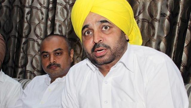 AAP MP Bhagwant Mann says Amarinder was finding the slogan anti-national “because his ancestors too had felt the heat when they were with the British and not with those fighting for the Independence of India”. (HT File Photo) AAP MP Bhagwant Mann says Amarinder was finding the slogan anti-national “because his ancestors too had felt the heat when they were with the British and not with those fighting for the Independence of India”. (HT File Photo)