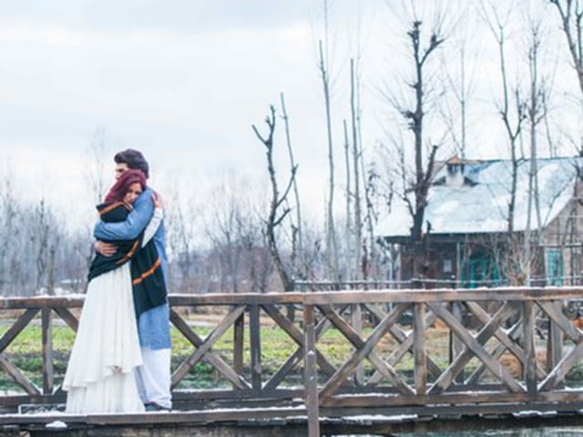 The scenic beauty of Kashmir is one of the highlights of Katrina Kaif-Aditya Roy Kapur-starrer Fitoor. We take a look at a few Bollywood films shot in Kashmir ion recent times.