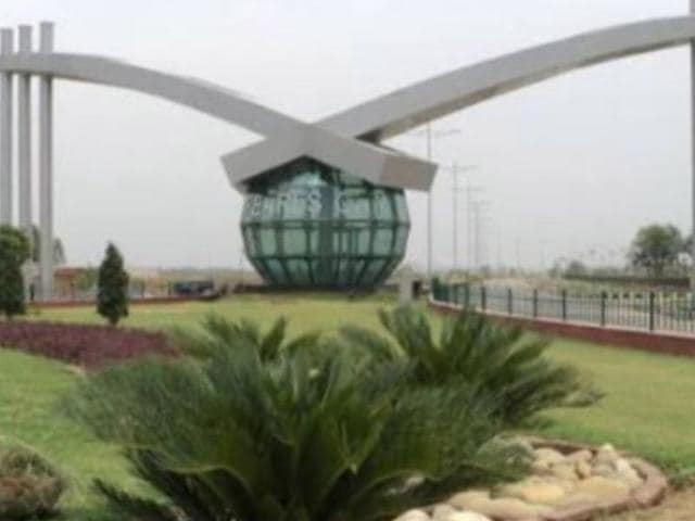 As many as 700 allottees have registered their plots with GMADA.