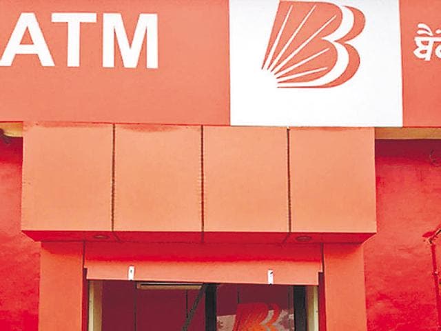 Around 122 ATMs of the city continue to not have proper security. Around 122 ATMs of the city continue to not have proper security.