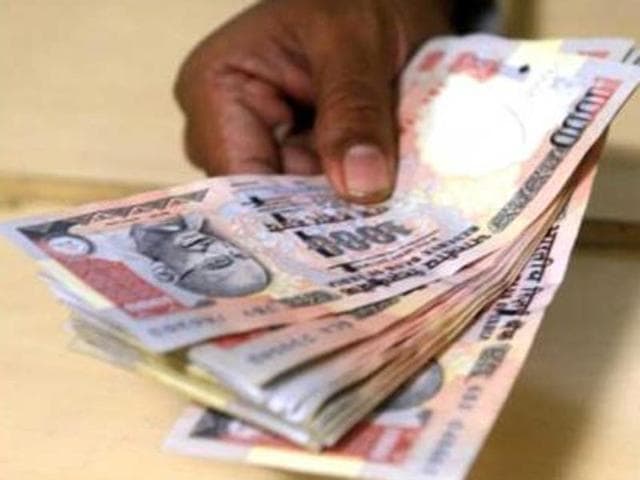 While the Reserve Bank of India has cut policy rates by 1.25 percentage point in the past year, banks have passed on the benefit to borrowers by lowering lending rates by just 0.70 percentage point. (PTI)