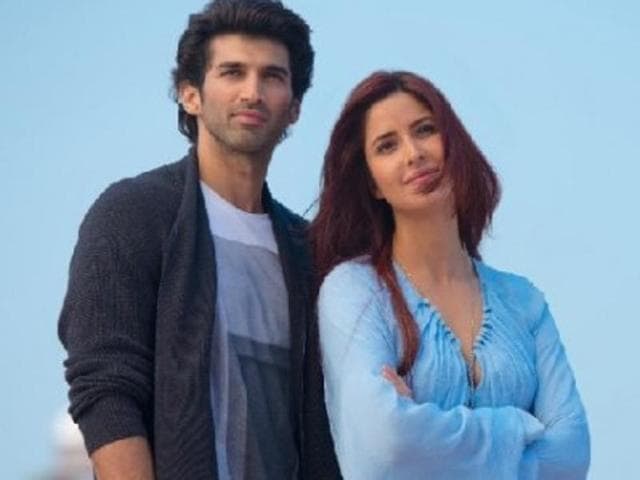 Noor’s (Aditya Roy kapur) stupidity makes you detest him but his haunting looks and hopeless-yet-passionate love melts your heart.