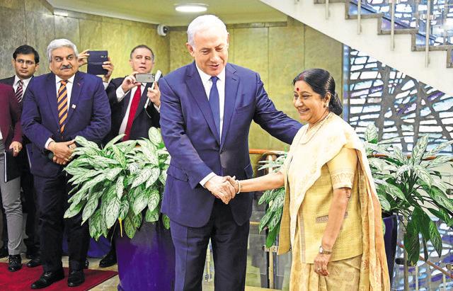 Israeli Prime Minister Benjamin Netanyahu with Foreign Minister Sushma Swaraj in Jerusalem (REUTERS) Israeli Prime Minister Benjamin Netanyahu with Foreign Minister Sushma Swaraj in Jerusalem (REUTERS)