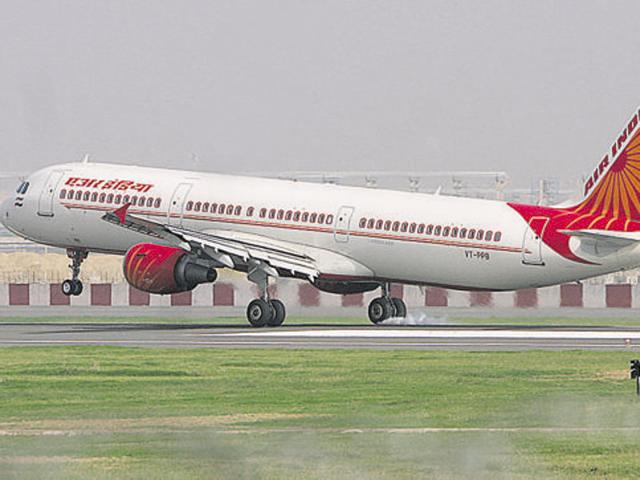 An Air India plane lands on the newly constructed runway '11-29' at Indira Gandhi International (IGI) Airport.(HT File Photo)