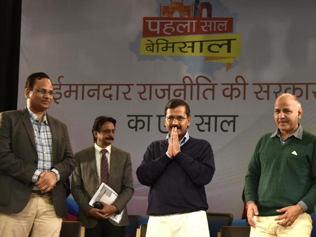 Delhi chief minister Arvind Kejriwal (Centre) and his ministers held a public interaction on February 14, 2016 on the occasion of the completion of one year of the AAP government.(Arvind Yadav / HT Photo)