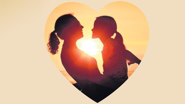 A mother’s hug is the best way to heal. (Thinkstock)