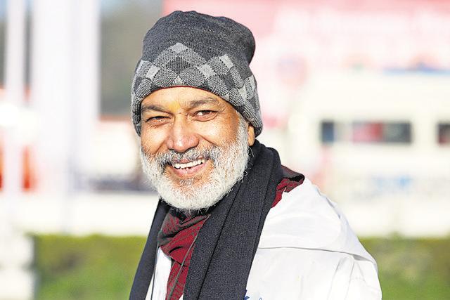 In spite of having a heart attack, retired IPS officer Ajai Kumar Singh joined the walk believing in its intrinsic worth. (Manoj Verma/HT)