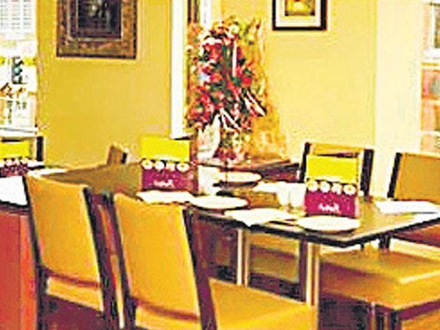 A lounge owner had moved HC challenging the district collector’s order prohibiting serving of hookah at restaurants and pubs. (Photo for representation purpose) A lounge owner had moved HC challenging the district collector’s order prohibiting serving of hookah at restaurants and pubs. (Photo for representation purpose)