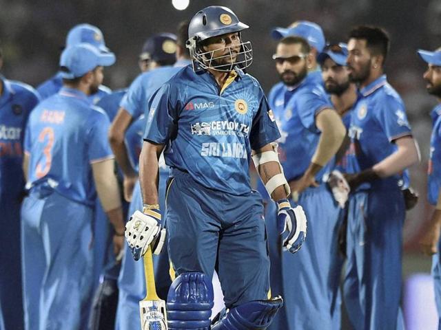 Sri Lankan batsman Tillakaratne Dilshan walks back to the pavilion after losing his wicket, bowled by India’s R Ashwin during the last T20 match in Visakhapatnam on February 14, 2016.(PTI Photo)