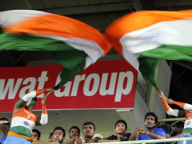 Fans had come out in large numbers to support Team India.  (Ashok nath Dey/HT Photo) 