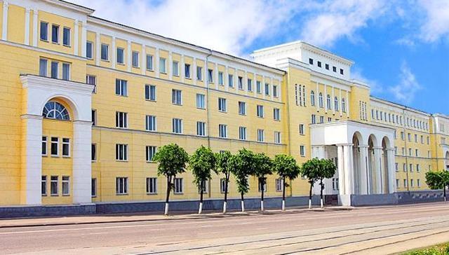 Two Indian students were killed in the dormitory fire. The students were Karishma Bhosale from Pune and Pooja Kallur from Mumbai. (sgma.info)