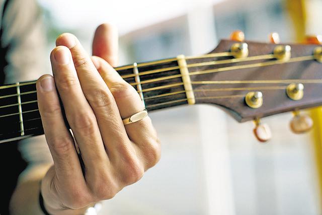 Learn a playing a guitar, a dance form, or anything that takes your fancy. (Photo: iStock)