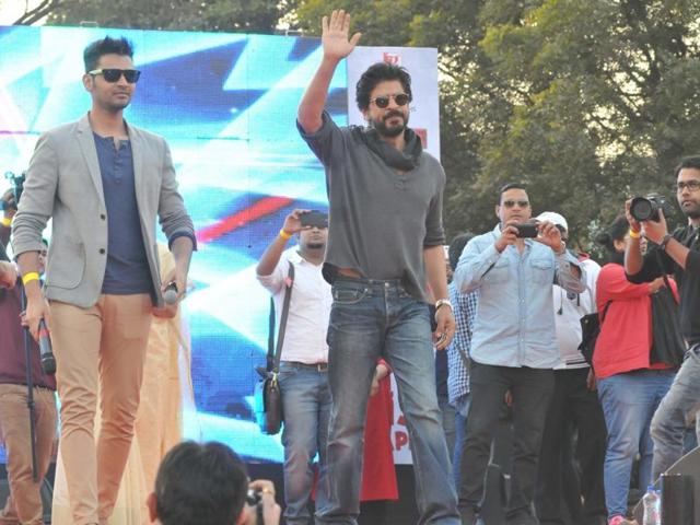 Shah Rukh Khan participates at the annual fest of Hansraj College in New Delhi. (IANS) Shah Rukh Khan participates at the annual fest of Hansraj College in New Delhi. (IANS)