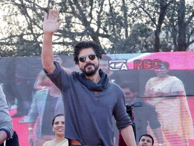 Shah Rukh Khan waves at fans during the annual fest of Hansraj college (Delhi University). (PTI) Shah Rukh Khan waves at fans during the annual fest of Hansraj college (Delhi University). (PTI)