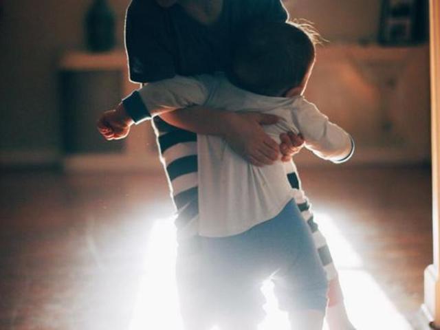 A mother’s picture of her two kids. Love is seen in all our relationships, everywhere. (Instgram/beextragorgeous) 