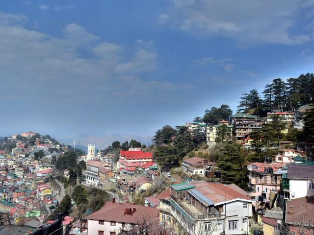 It seemed Sun played hide and seek in Shimla . (Deepak Sansta / HT)