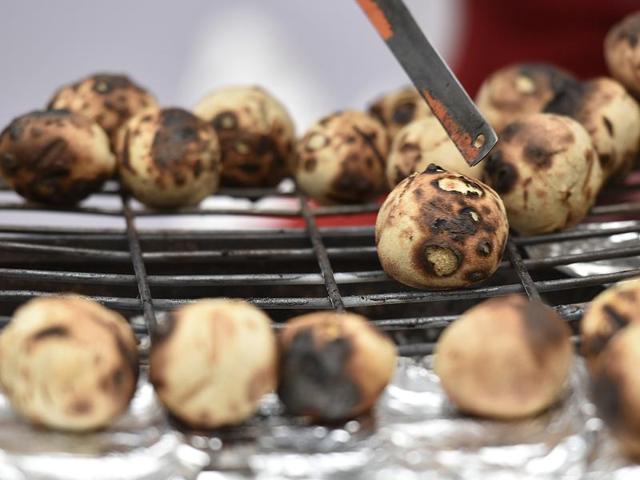 Oh and there are littis. Some litti choka, anyone? (Raj K Raj / HT Photo) 
